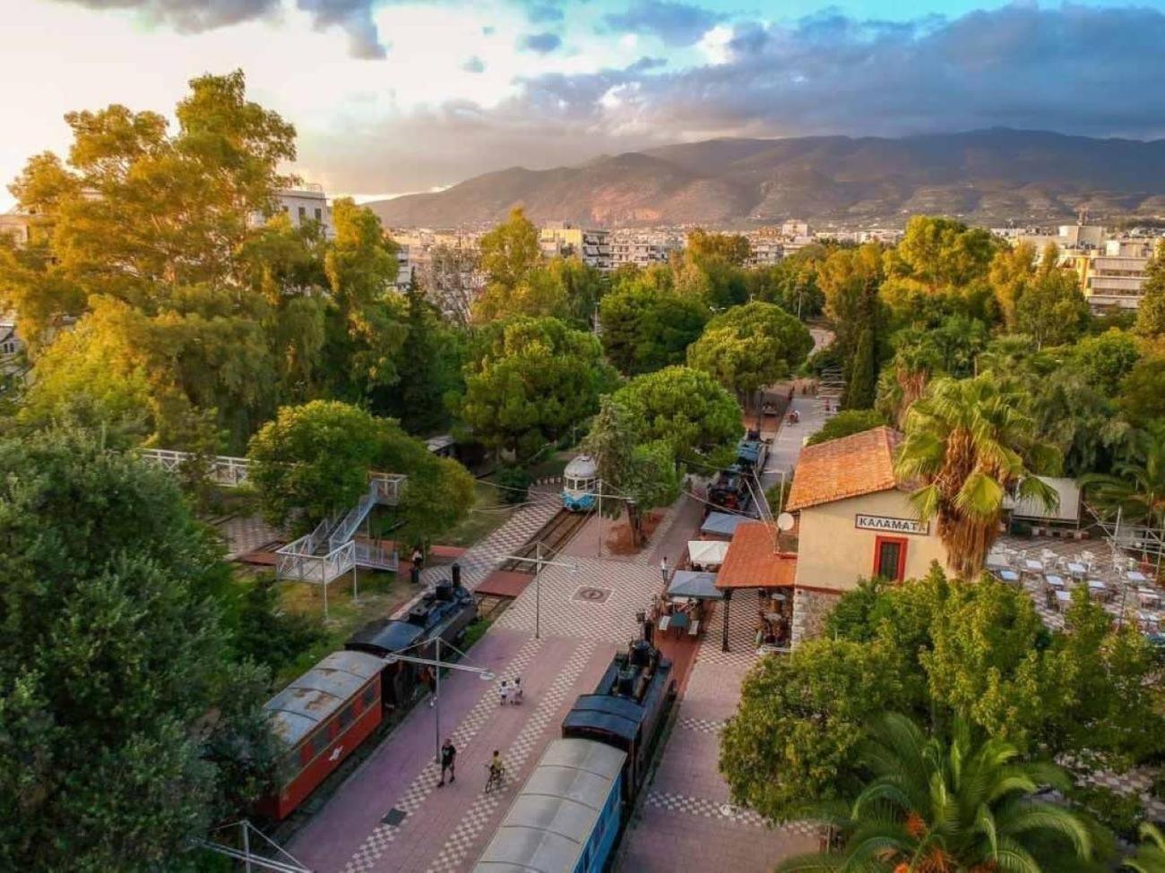Kalamata'S Sunny Retreat Near The Historic Center Exterior foto