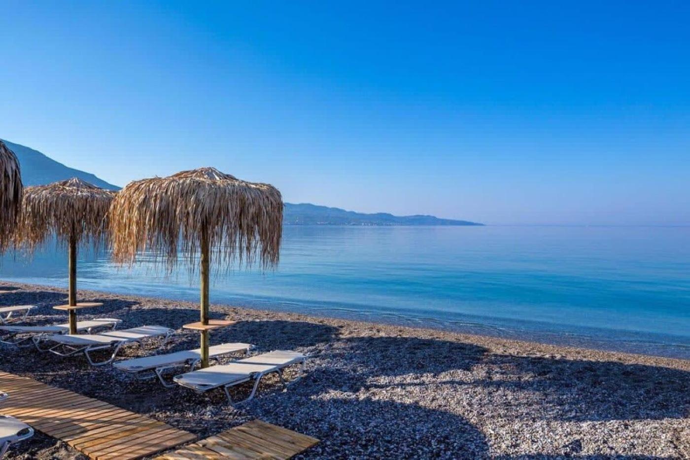 Kalamata'S Sunny Retreat Near The Historic Center Exterior foto